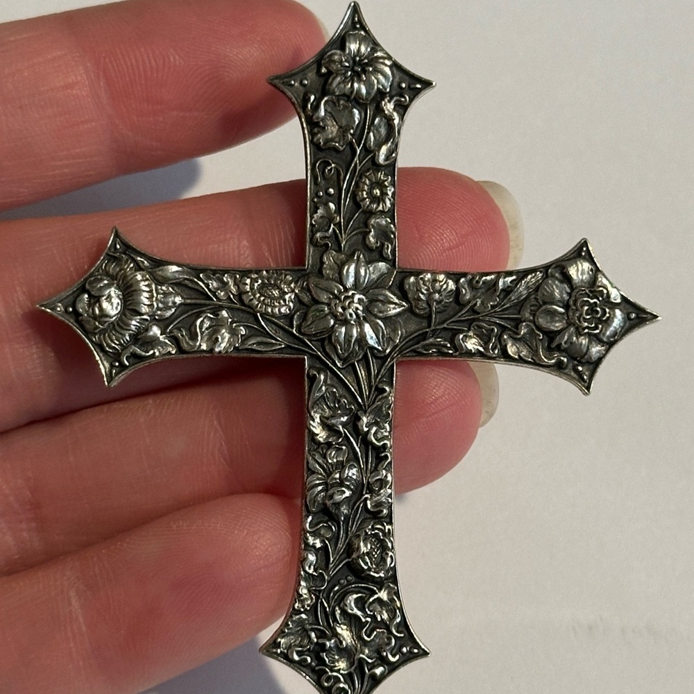 NGA Sterling Silver Large Cross Floral Flowers Johannes Hanias Pendant